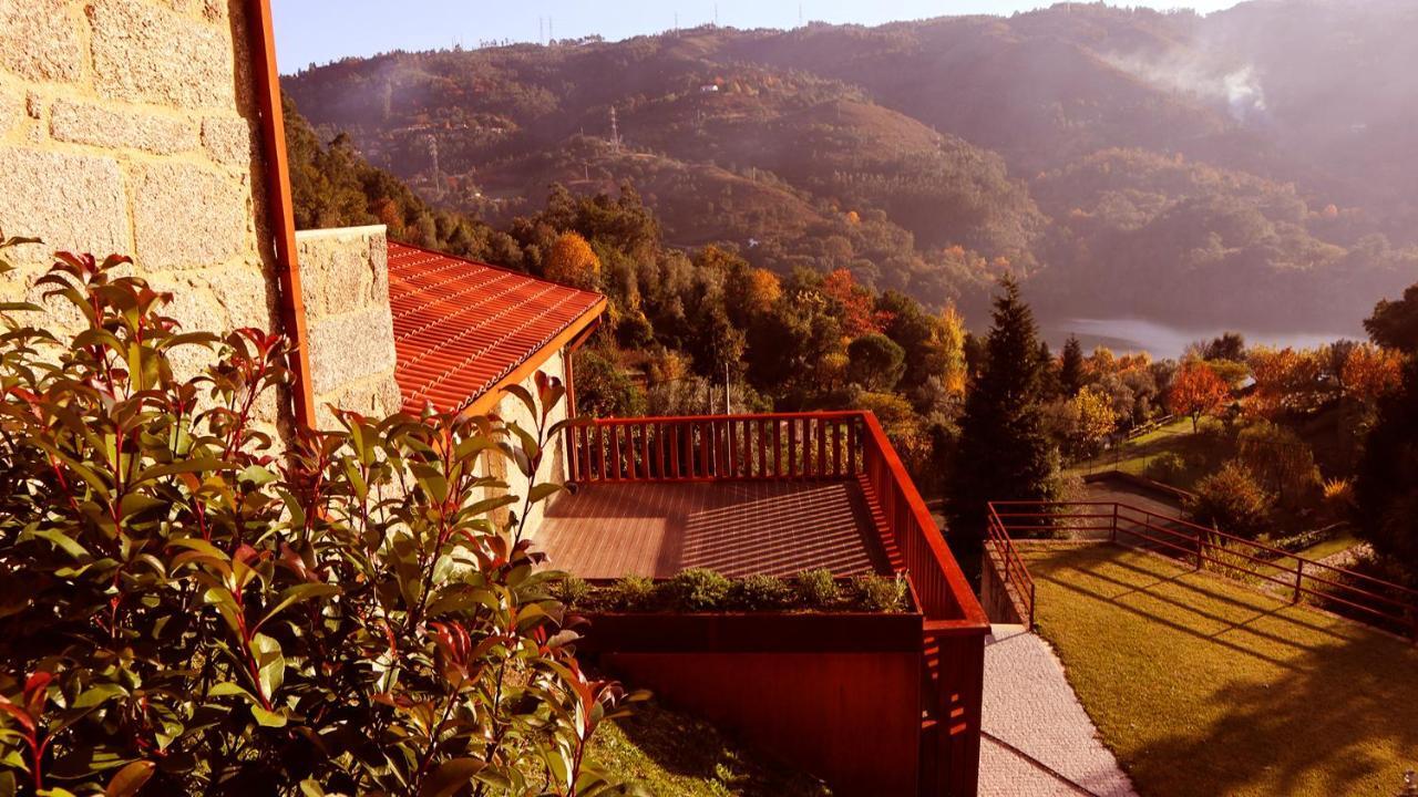Agrinho Suites & Spa Geres Valdosende Exterior foto